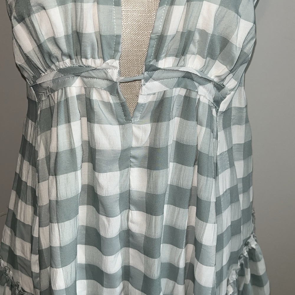 Checkered Sleeveless Dress - Picture 9 of 9